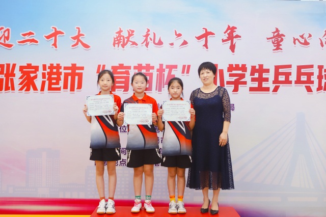 efecf6a29c4e4db0a6596c974e93e297.jpg