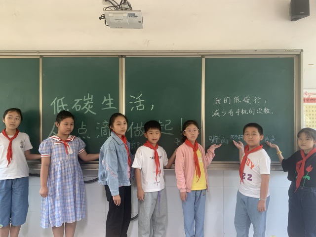 24a79eec252744e4bff0637be91560bf.jpg